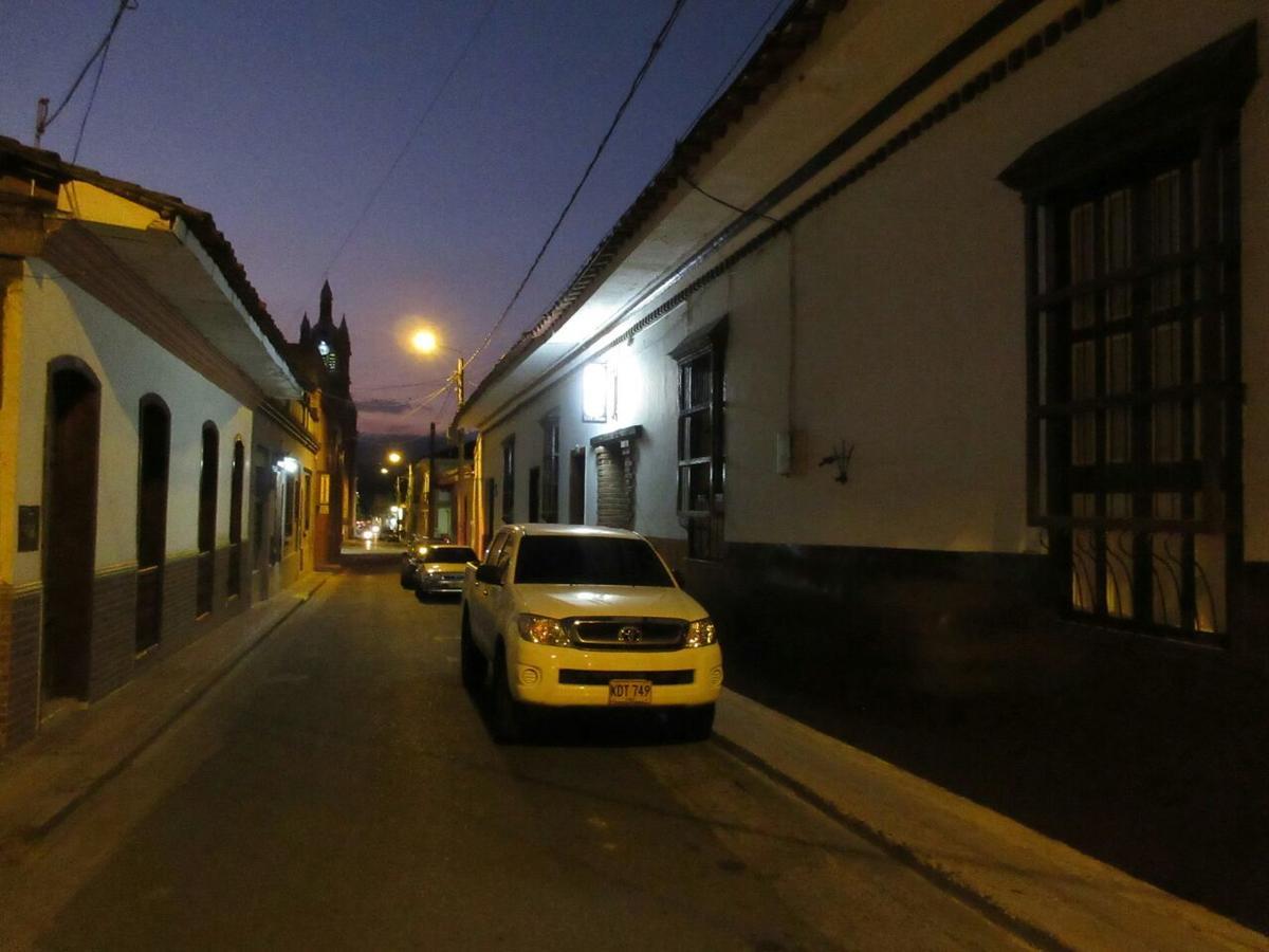 Hotel Don Juan Buga Exterior foto